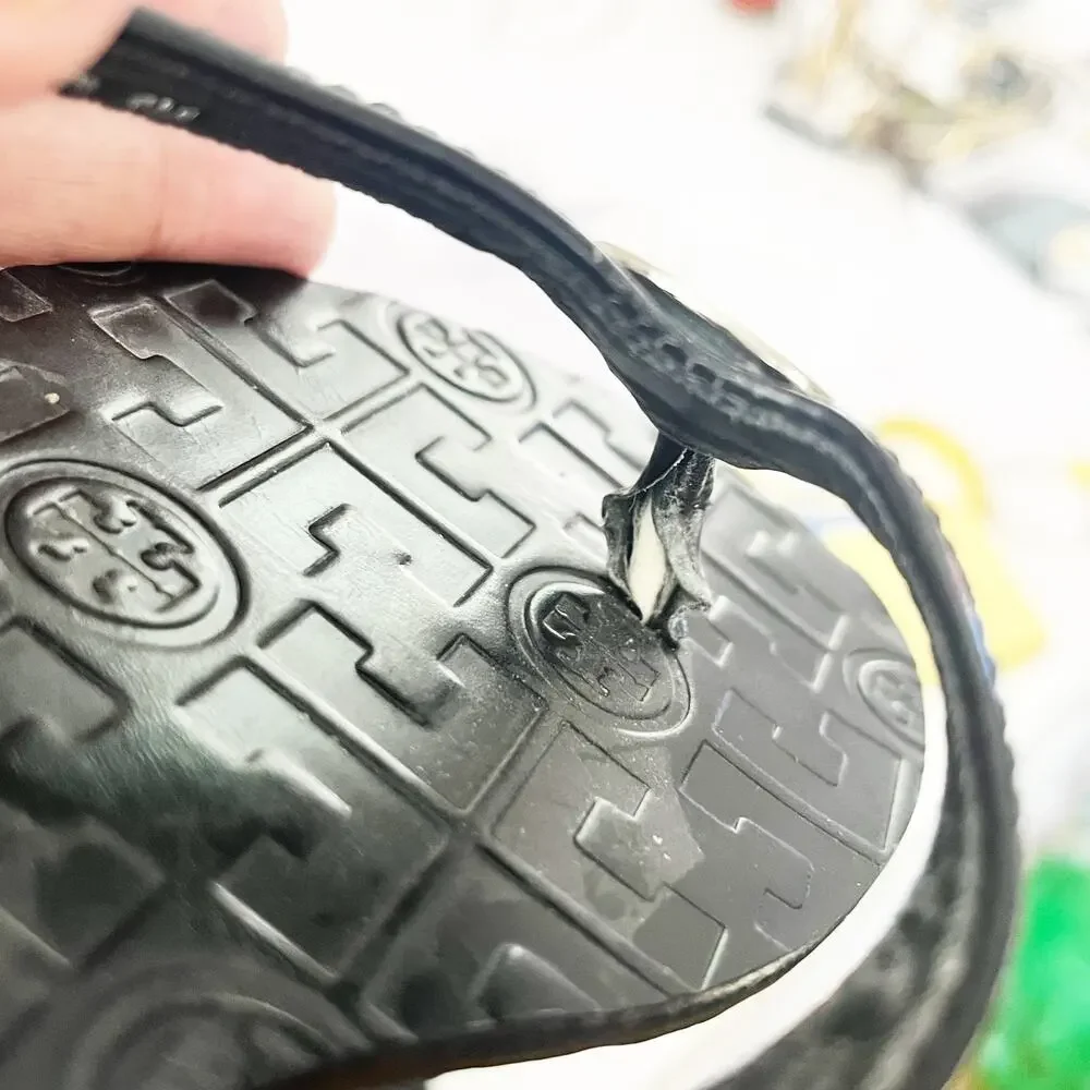 Tory Burch Black Patent Logo Flip Flops with Silver Medallions Size 6